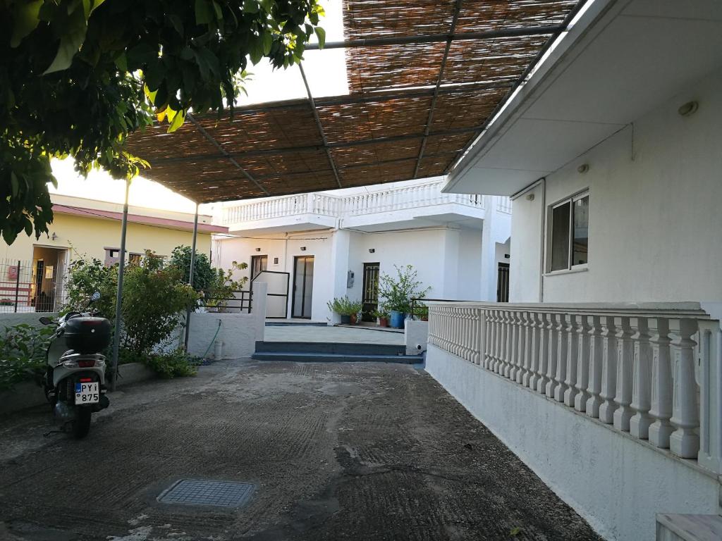 Pension Annoula room 2